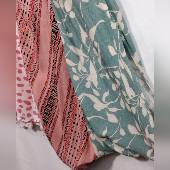 NWT Gigio by Umgee Animal Print Floral Tunic Women's M Multicolor Artsy Retro - Picture 6 of 12